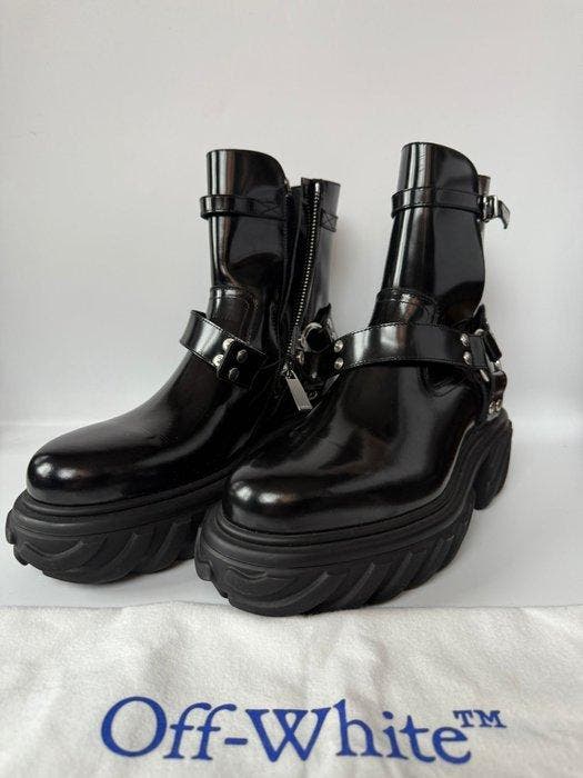 Off White - Sneakers - Maat: EU 42 - Nieuw met tags, Kleding | Heren, Schoenen