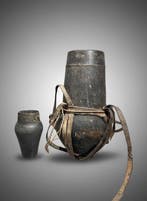 Vaas (2) - Hout, Leder