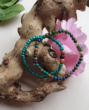 Handgemaakte edelsteen armband met unikate en groene jade,, Nieuw