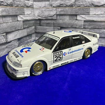 Minichamps 1:18 - Model raceauto - Opel Omega 3000 24V #25, Nieuw