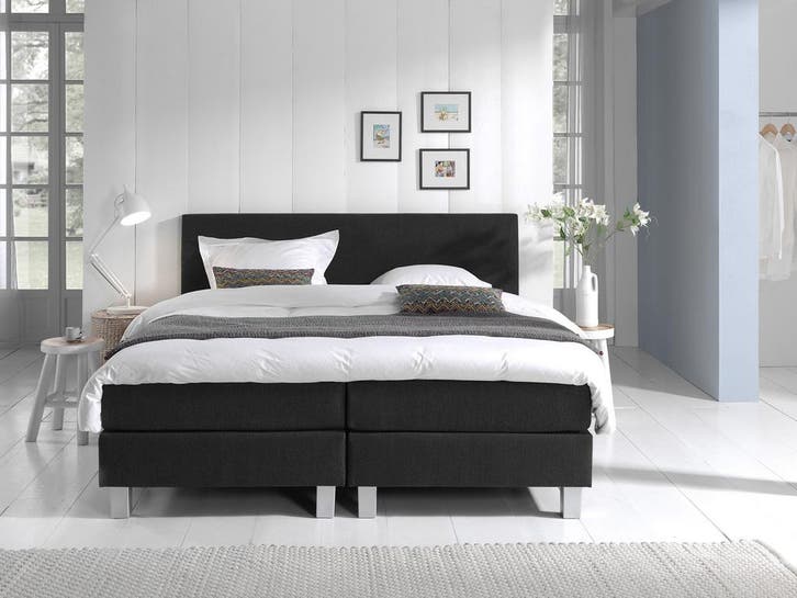 Boxspring Eefje - Leather Look - 140 x 210 cm, Huis en Inrichting, Slaapkamer | Boxsprings, 210 cm, Zwart, 140 cm, Twijfelaar