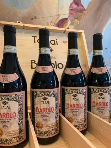 2016 Tabai, Limited Edition - Barolo - 4 Flessen (0.75, Verzamelen, Wijnen, Nieuw