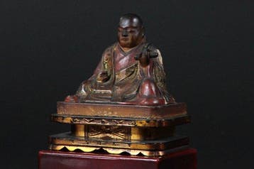 Sculpture of Nichiren Shonin () with Vermilion-Lacquered