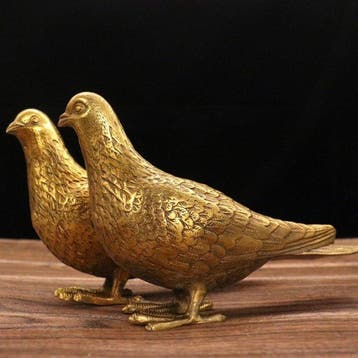 sculptuur, Happiness for pigeons - 14 cm - Brons, Metaal