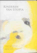 Kinderen van Utopia 9789025955489 Manja Moos, Verzenden, Gelezen, Manja Moos