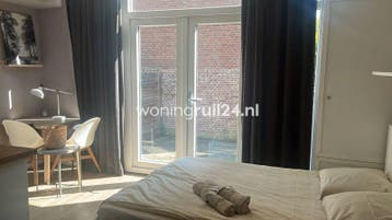 Woningruil - Carnisselaan 6b - 1 kamer en Rotterdam, Huizen en Kamers, Rotterdam