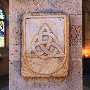 sculptuur, Triquetra-Nodo della Trinità - 25 cm - Gegoten