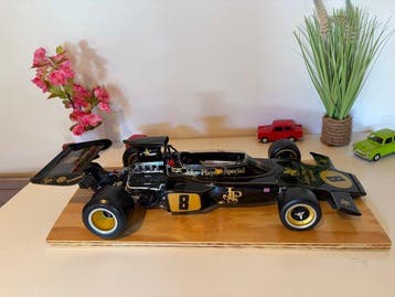 Pocher 1:8 - Modelauto - Lotus 72D Grand Prix 1972, Nieuw