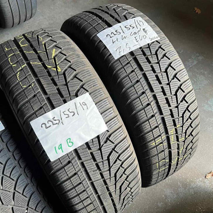 2 x Hankook Winter i*cept evo 225-55-19 Winterbanden 7,5mm, Auto-onderdelen, Banden en Velgen, 19 inch, Winterbanden, 225 mm, Personenwagen