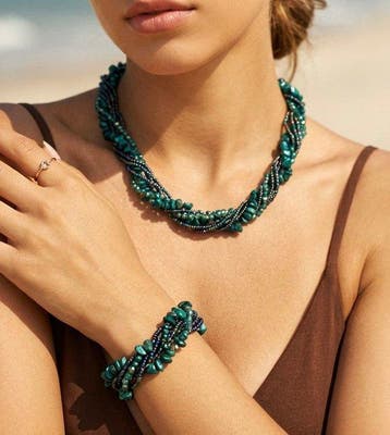 Zesrijige ketting en armband met malachiet en kristallen -