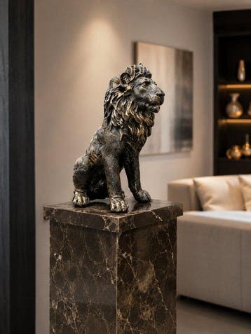 Beeld, statue of golden bronze lion - 45 cm - polyresin
