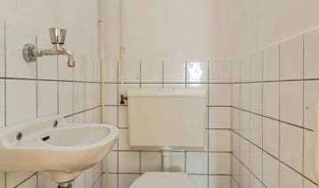 Te Huur 4 kamer Appartement Valkhofplein In Arnhem, Huizen en Kamers, Gelderland, Direct bij eigenaar, Appartement, Arnhem