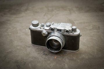 Leica IIIa (model G) + Leitz Summitar 5cm f/2 Meetzoeker