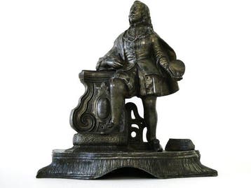 Beeld, Antiek figuraal klokkenbeeld / sculptuur van de