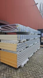 GIGA aanbod! 10.000m2 dak en -wandplaten beschikbaar!, Verzenden, Nieuw, Overige materialen, 50 tot 100 mm