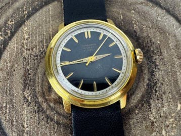 Junghans - Trilastic - cal. J84/S - Zonder minimumprijs -, Nieuw