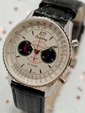 Breitling - Montbrillant Navitimer Chronograph 18K White, Nieuw