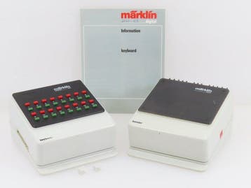 Märklin H0 - 6017/6040 - Digitale besturingseenheid (2) -, Nieuw