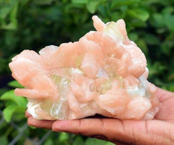 Apophylliet met Stilbiet op chalcedoon-matrix Kristal op, Verzamelen, Mineralen en Fossielen