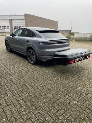 Te huur trekhaakbox/ koffer thule Arcos L 400 liter, Ophalen, Zo goed als nieuw