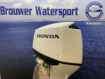 Honda 150 pk buitenboordmotor, Viertaktmotor, Ophalen of Verzenden, Zo goed als nieuw, 30 pk of meer