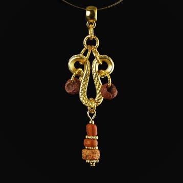 Oud-Romeins Pendant, met Romeinse glazen kralen