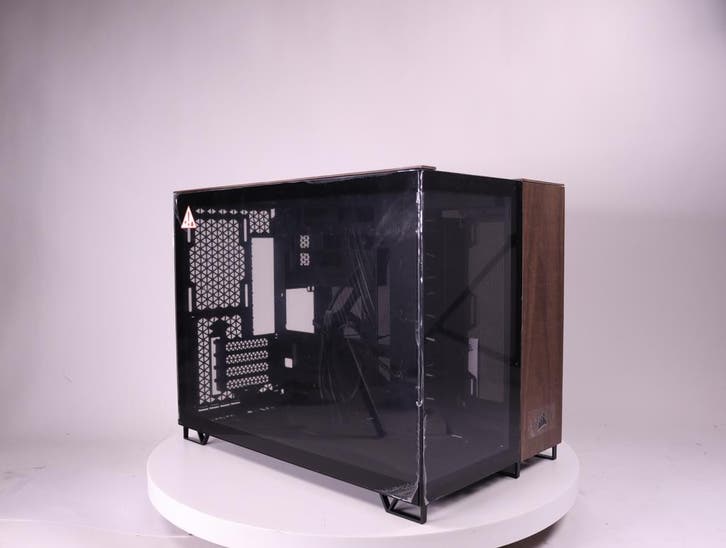 [RETOURDEAL] Corsair 2500X Micro - Zwart/Walnoot - Behuizing, Computers en Software, Computerbehuizingen, Ophalen of Verzenden