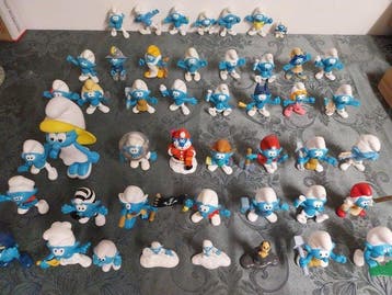 Peyo - Speelgoed figuur 44 figurines Les Schtroumpfs -