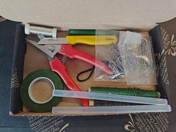 Kerstpakket startpakket hobby en bloemschikken 25, Ophalen of Verzenden, Nieuw