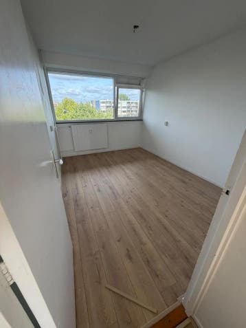 Kamer te huur aan Bart Verhallenplein in Schiedam, Minder dan 20 m²