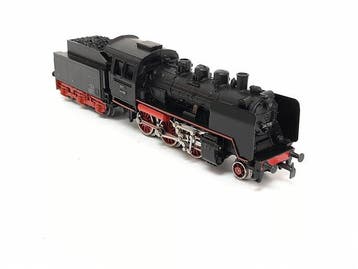 Märklin H0 - 3003 - Diesellocomotief (1) - Stoomlocomotief, Nieuw