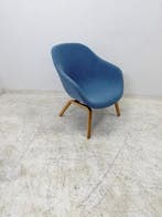 HAY AAL83 loungefauteuil stof blauw 4-poot gebruikt design, Vergader- of Presentatieruimte, Ophalen of Verzenden, Gebruikt, Stoel