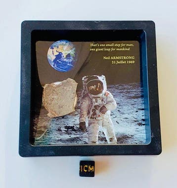 Maanmeteoriet Achondriet - NWA 17700 - Hoogte: 24 mm -