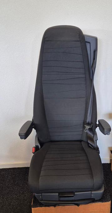 Scania 5 serie 2 x bestuurdersstoelen!, Ophalen, Nieuw