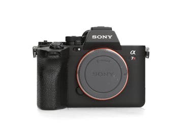 Sony A7R V - <190.000 kliks - 1 jaar garantie, Ophalen of Verzenden, Zo goed als nieuw, Sony