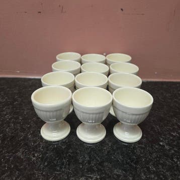 Wedgwood - John Goodwin - Eierdopje (12) - Edme - Porselein, Antiek en Kunst
