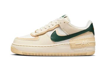 Nike Air Force 1 Low Shadow Coconut Milk Fir (W), Nieuw