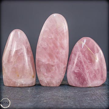 Rozenkwarts vrije-vorm set – Elegant trio uit zacht roze
