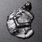 Oud-Romeins Brons Amulet-sieraad van de jager met een, Antiek en Kunst