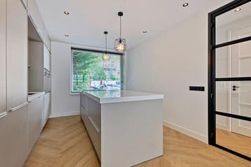 Te huur: Appartement Hoofdweg in Amsterdam, Noord-Holland, Appartement, Amsterdam