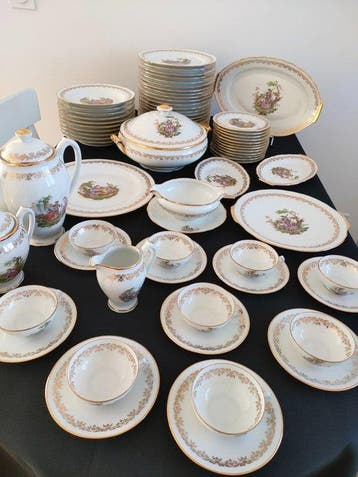 Limoges - Tafelservies (70) - Porselein, Antiek en Kunst