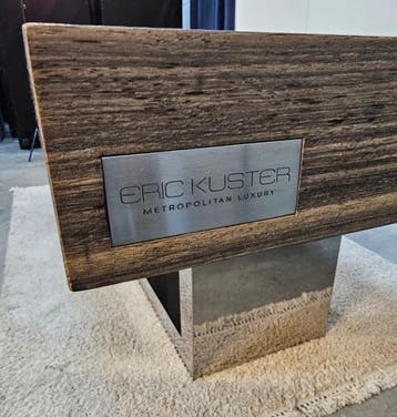 Royale Eettafel Eric Kuster Donkerbruin + Gratis Stoelen, Huis en Inrichting, Ophalen of Verzenden, Nieuw