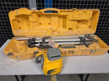 Bouwlaser Spectra LL 300 N, Doe-het-zelf en Verbouw, Nieuw