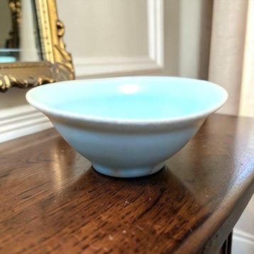 Sakamoto Arata Japanse theebol – lichte celadonblauwe