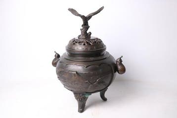 Brander - Brons - Eagle Lid Tripod Koro