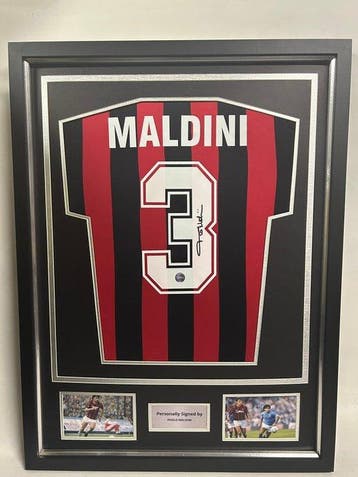 AC Milan - Italiaanse voetbal competitie - Paolo Maldini -, Nieuw