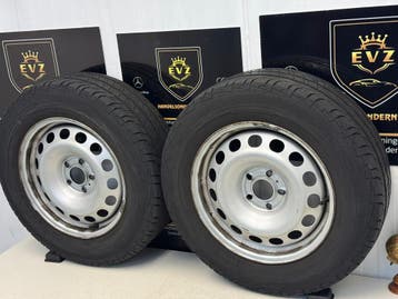 Opel Vivaro reservewielen zomerbanden 215/65R16C bj.2012, Auto-onderdelen, Banden en Velgen, 17 inch, Zomerbanden, Bestelwagen