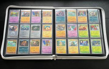 Pokémon - 251 Card - large and special reverse holo rare, Nieuw