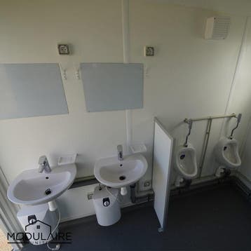 Sanitair Unit! Met 2 toiletten, 2 urinoirs en 2 wasbakken, Doe-het-zelf en Verbouw, Bouwketen en Schaftketen, Ophalen, Nieuw