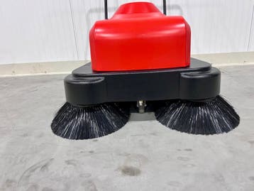 Veegmachine | achterloper | elektrisch vegen | waternevel, Zakelijke goederen, Machines en Bouw | Onderhoud en Reiniging, Verzenden